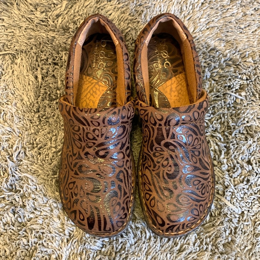 BOC by BORN Peggy Leather Slip On Clog Women 8M Brown Embossed Comfort
